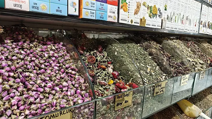 Uzmanı önerdi: İnatçı öksürüğe bitkisel çözüm