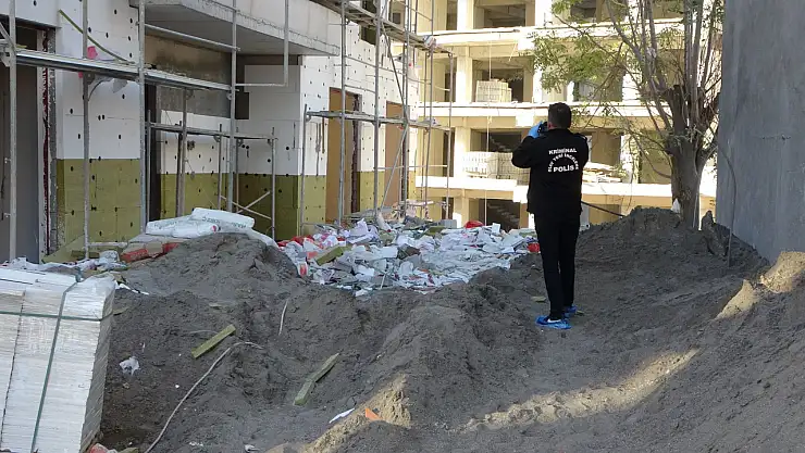 İnşaatta çalışan işçi 15 metre yükseklikten düştü