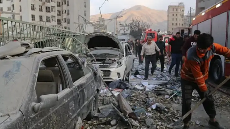 İran'da aralarında çocukların da bulunduğu 63 kişi hayatını kaybetti