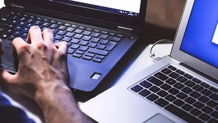 İşçinin bilgisayarını izinsiz inceleyen patrona kötü haber