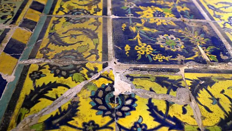 İsfahan'ın Tarihi Binaları Zemin Çökmesi Tehlikesiyle Karşı Karşıya