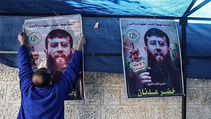 Khader Adnan hayatını kaybetti