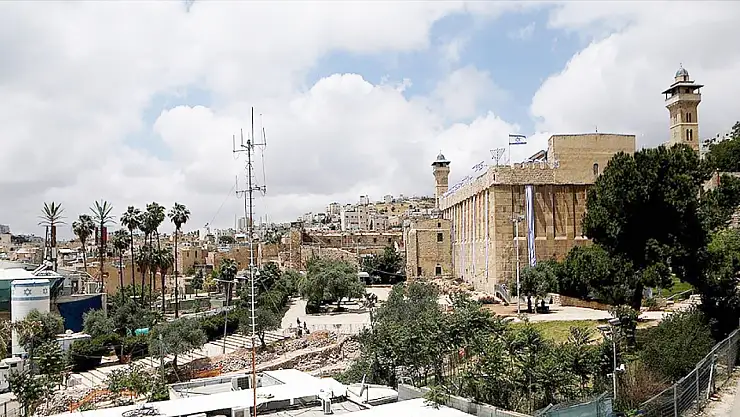 İsrail, El Halil'deki Harem-i İbrahim Camisi'ni Müslümanlara kapattı