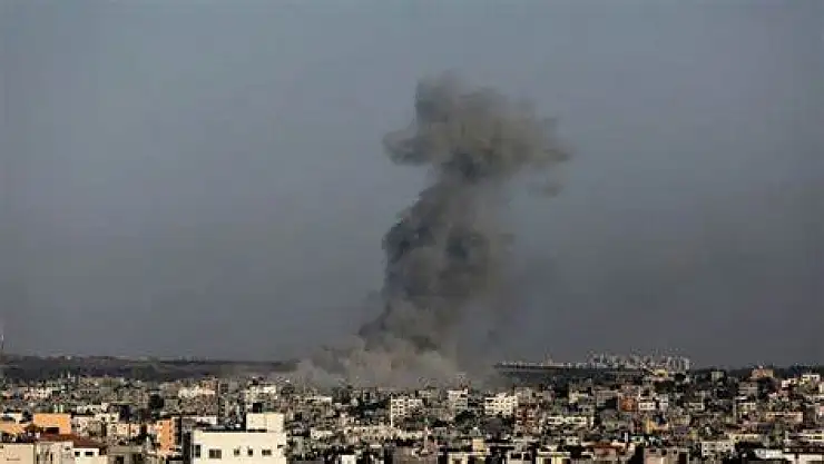 İsrail saldırıyor, dünya seyrediyor!