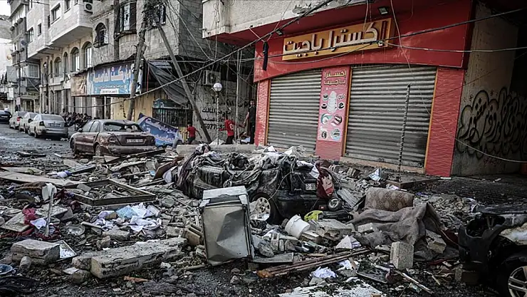 İsrail soykırıma devam ediyor: Hava saldırısında 4 kişi öldü!