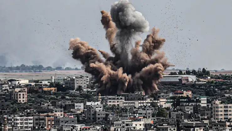 İsrail yine katliama yaptı: 9'u çocuk 19 ölü!