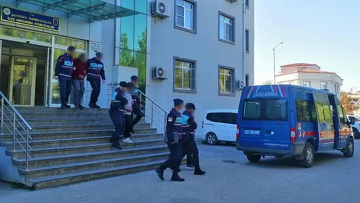 Jandarmadan uyuşturucu operasyonu: 3 şüpheli tutuklandı