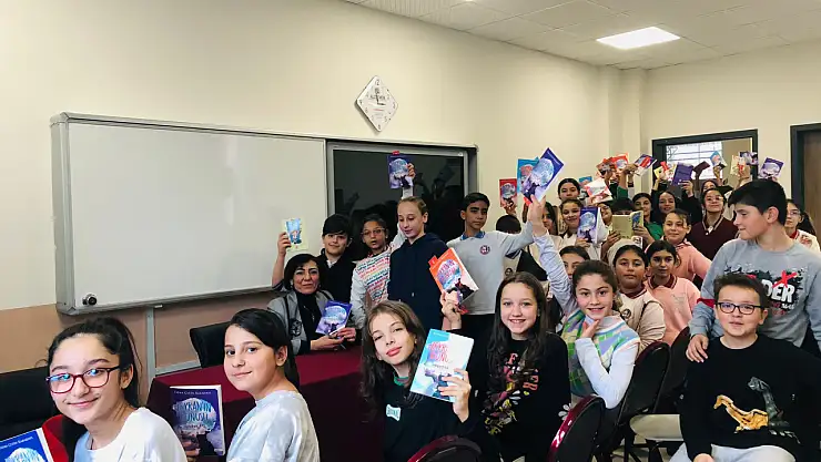 Kabadayı Akşehir'de öğrencilerle buluştu