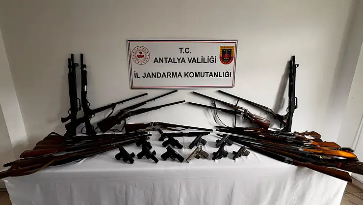 Kaçak silah ticareti operasyonu: 10 şüpheli hakkında adli işlem başlatıldı