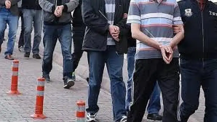 Kaçakçılık operasyonlarında 90 şüpheli yakalandı