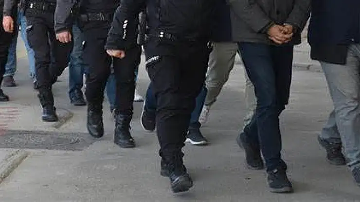 Kafes-22' Operasyonlarında 302 şüpheli şahıs yakalandı!