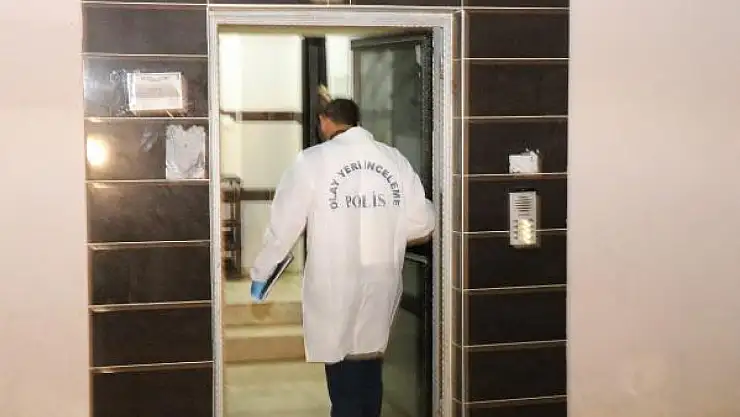 Kaldığı apartta erkek arkadaşı tarafından ölü bulundu