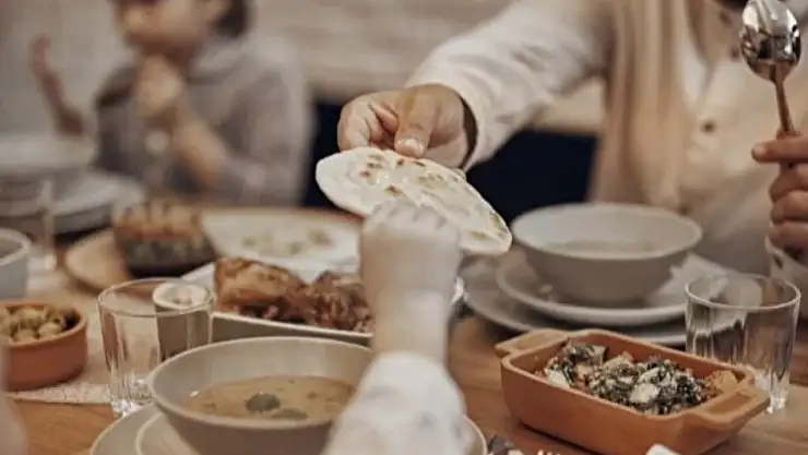 Kalp rahatsızlığı olan vatandaşlar dikkat: İftarda çok yemeyin!