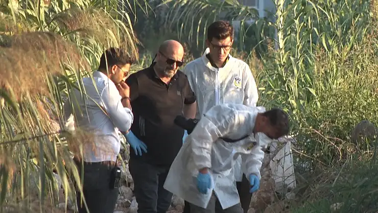 Kanalın kenarında 10 günlük ceset bulundu!
