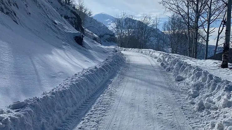 Kapanan yollar yeniden açıldı!