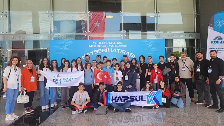 Kapsül takımları MEB robot yarışması'na damga vurdu