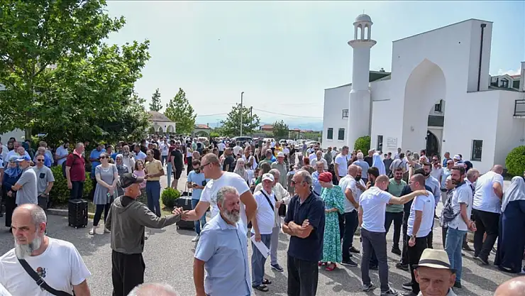 Karadağ'dan ilk hacı kafilesi yola çıktı