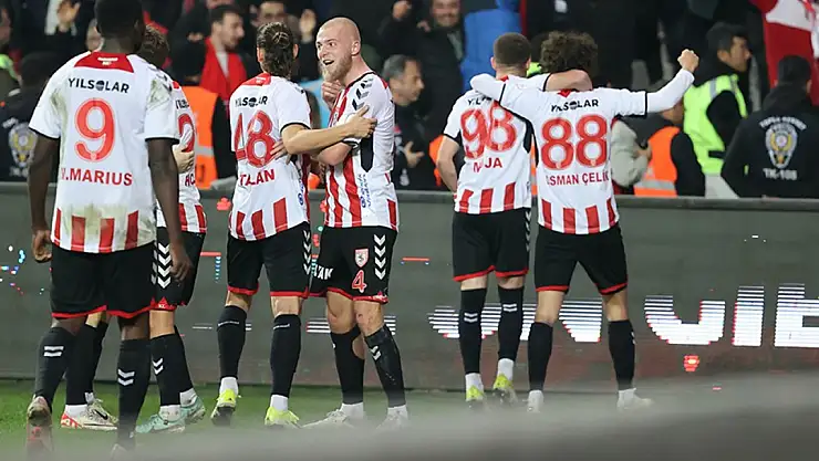 Karadeniz derbisinde kazanan Samsunspor