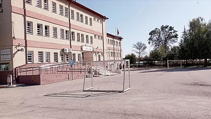 Karaman'da köpek saldırısı! Bir öğrenci yaralandı!.