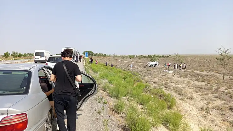 Karapınar'da otomobil şarampole devrildi: 4 yaralı!