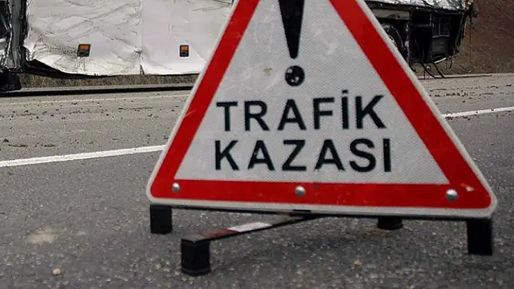 Karapınar'da tır ve çekici kazası: Bir yaralı!