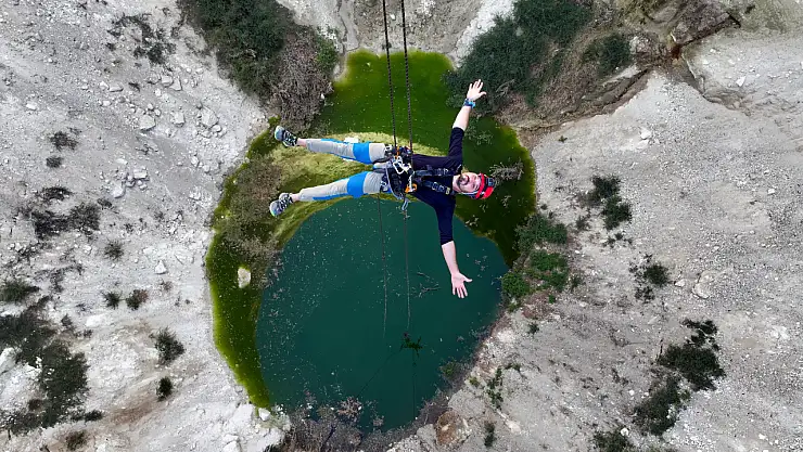 Karapınar'daki obruklara dağcı uyarısı!