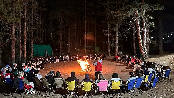 Karatay Belediyesi'nden lise öğrencilerine gençlik kampı