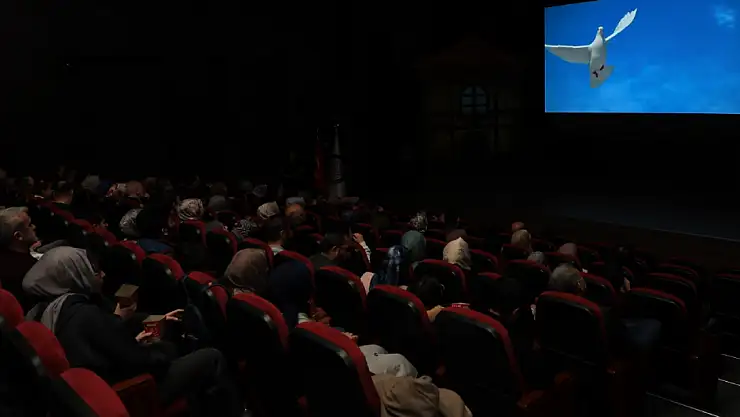 Karatay Belediyesi'nden öğretmenlere özel film gösterimi!
