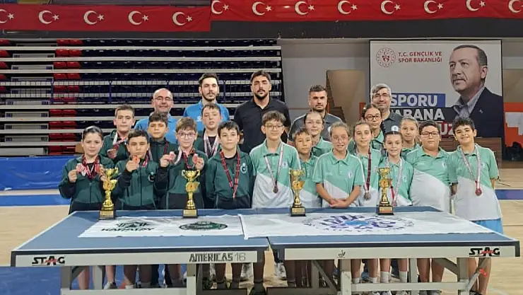 Karatay Belediyespor'dan masa tenisinde büyük başarı!