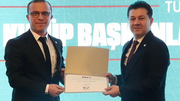 Karatay Belediyespor ödüle doymuyor!