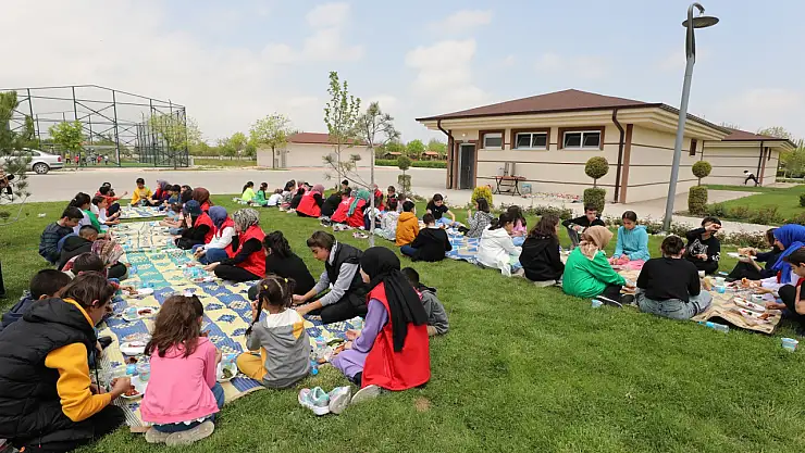 Karatay'da çocuklar piknikte buluştu