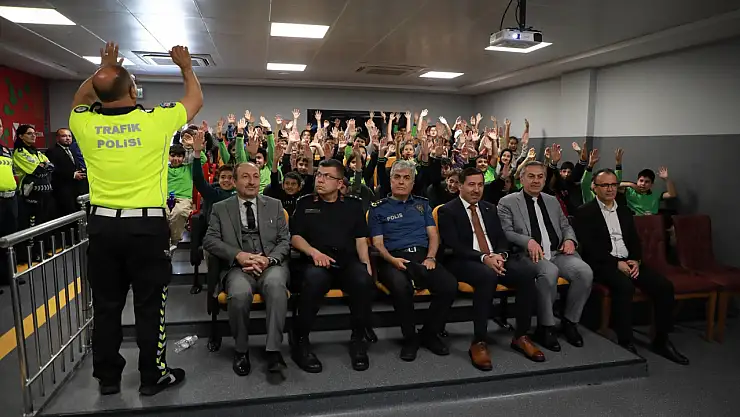 Karatay'da trafik ve doğa eğitimi el ele