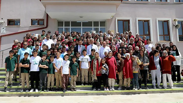 Karatay Kent Konseyi'nden Geleceğimiz İçin 'Kitap Okuma Projesi'