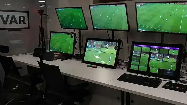 Kasımpaşa - Beşiktaş maçının VAR'ı belli oldu!