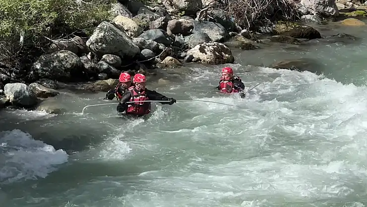 Kaybolan İbrahim'i arama çalışmaları Irak sınırına dayandı