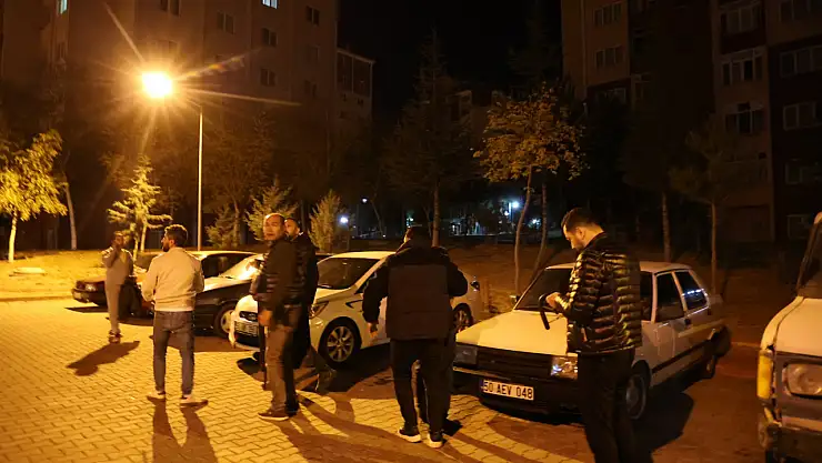 Kayınpederini bıçakladı, kendi canına kıymaya çalıştı