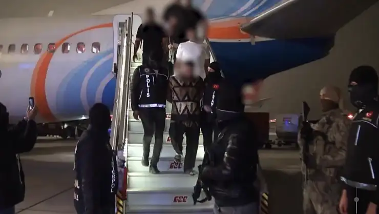 Kırmızı bültenle aranan suçlular yakalandı!