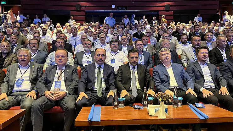 Konya AK Parti Teşkilatı toplandı: Mahalle başkanları istişarede