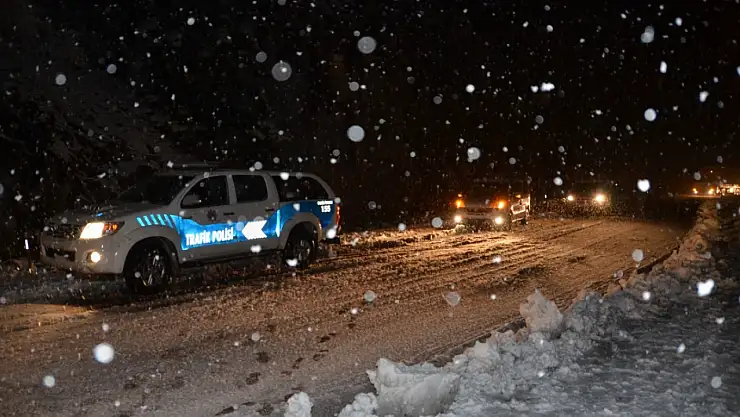 Konya-Antalya yolunda kar sürprizi