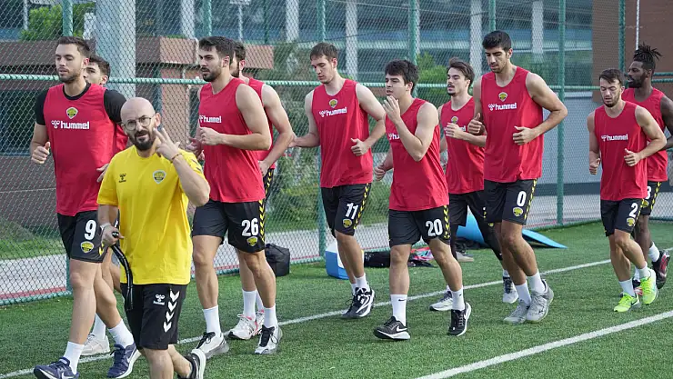 Konya Büyükşehir Belediyespor sezon hazırlıklarını Çanakkale kampında sürdürüyor