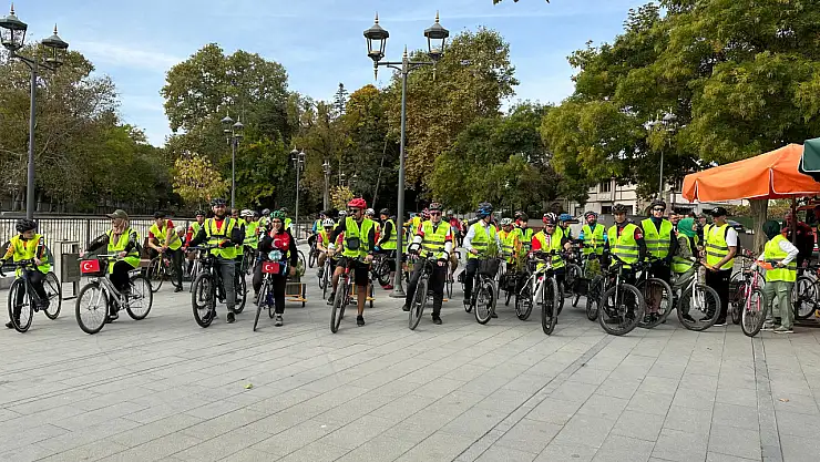 Konya Büyükşehir bisikletseverleri 'geleceğe nefes' için buluşturdu