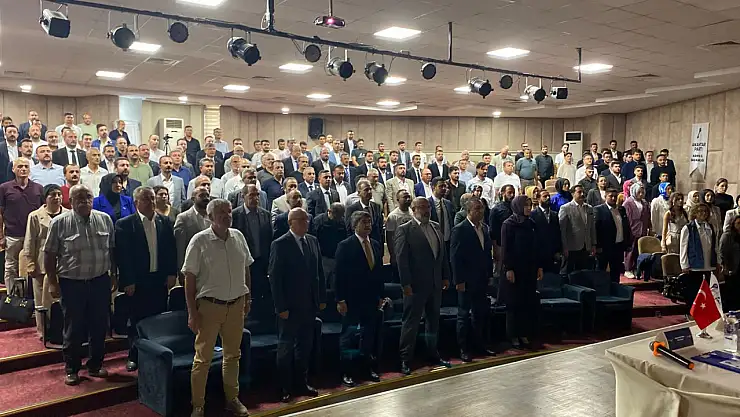 Konya'da Anahtar Parti rüzgârı! İşte buluşmadan dikkat çeken detaylar...