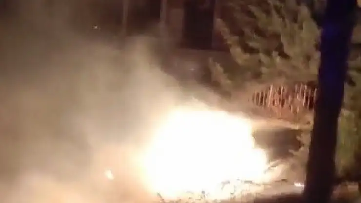 Konya'da arazide başlayan yangın evlere sıçramadan söndürüldü