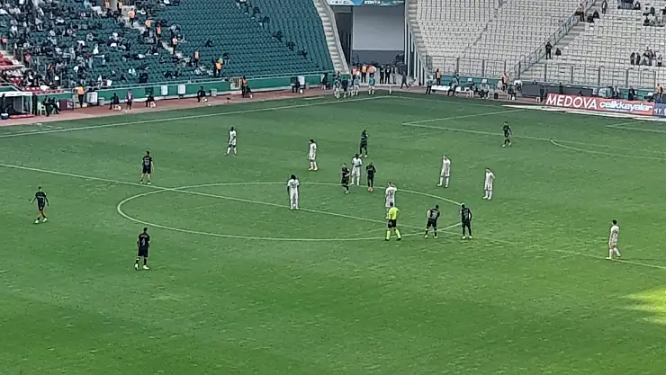 Konya da beraberlik golü geldi