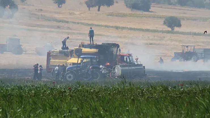 Konya'da biçerdöverde çıkan yangın paniğe neden oldu