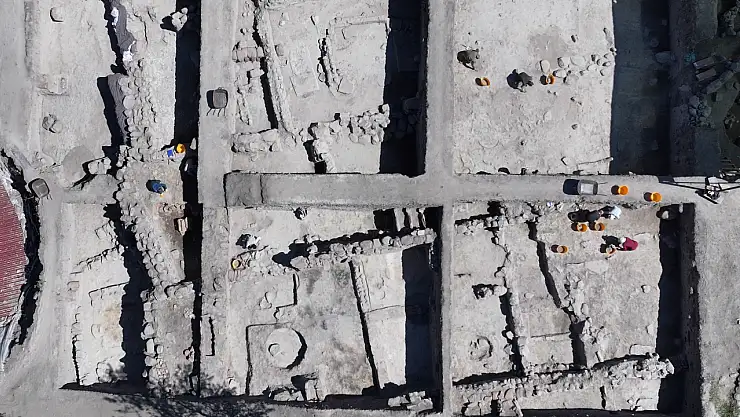 Konya'da binlerce yıl önce yanmış ceset bulundu