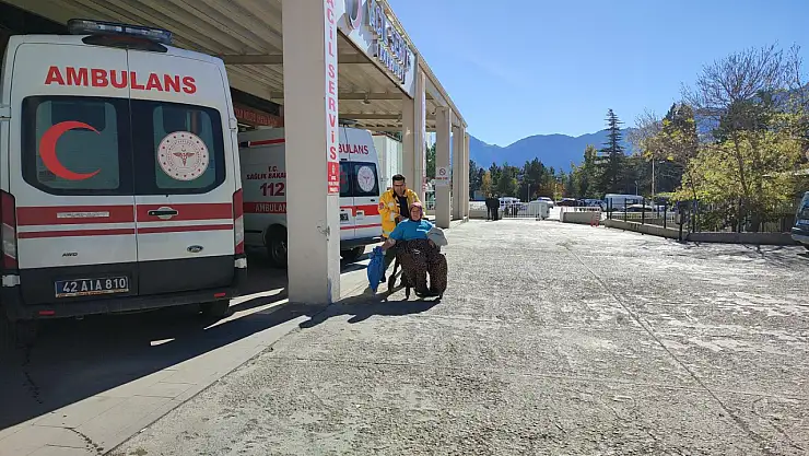 Konya'da bir kişi motosikletle su kanalına düştü