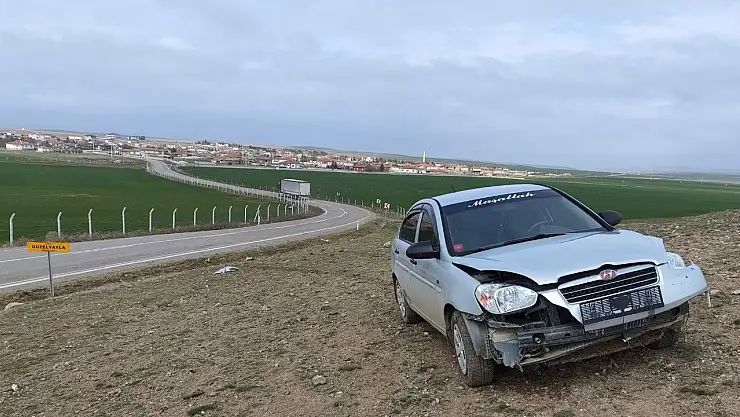 Konya'da bir otomobil araziye girdi: 1 yaralı