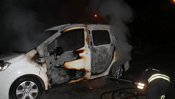 Konya'da bir şahıs aracını ateşe verdi: Sebebi şaşırttı