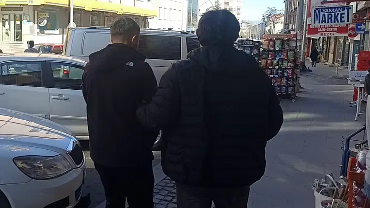 Konya'da bir şahıs uyuşturucuyla yakalandı!